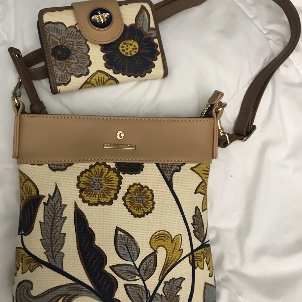 Soartina Handbag & Wallet set